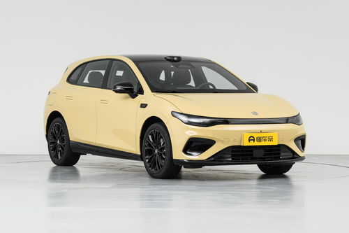 零跑Lafa5麦享零道 10万级纯电轿车的智能新标杆